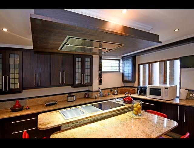 4 BEDROOM HOUSE FOR SALE IN KENSINGTON